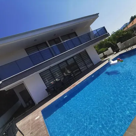 Oruc D Lux 1 Villa *